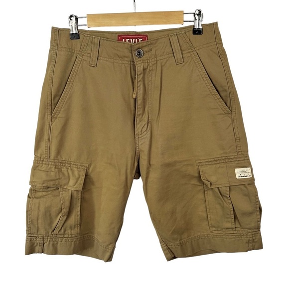 LEVI’S Tan Cargo Shorts - Picture 2 of 10